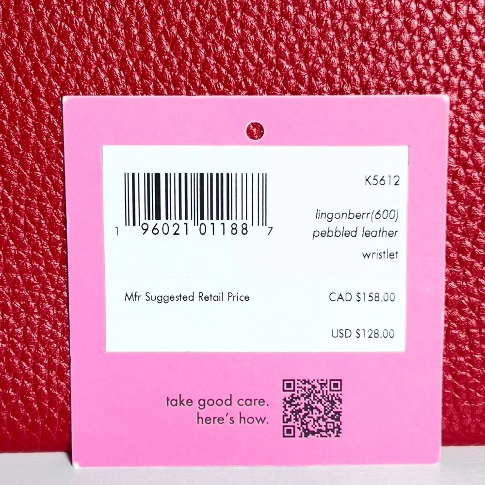 🆕 NWT Kate Spade Large Red Pebbled Leather Wristlet